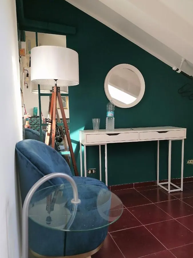 Mercanti Attic Version Apartamento Milão