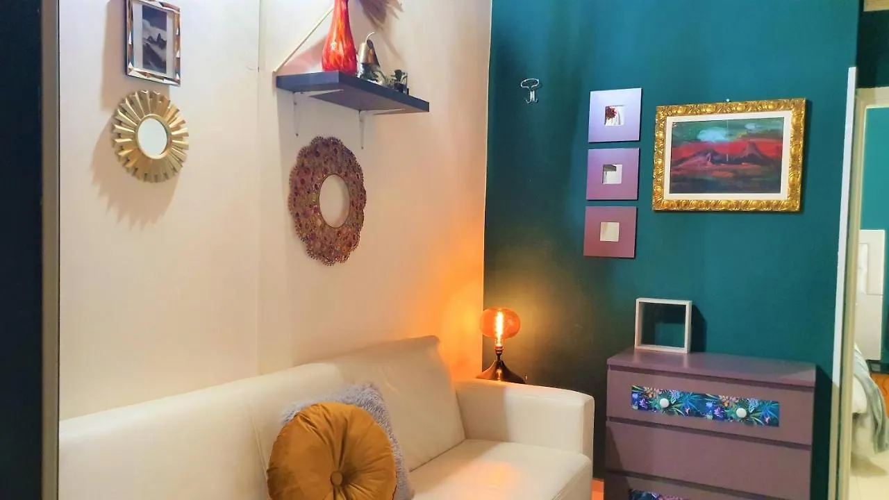 Mercanti Attic Version Apartamento Milão Itália